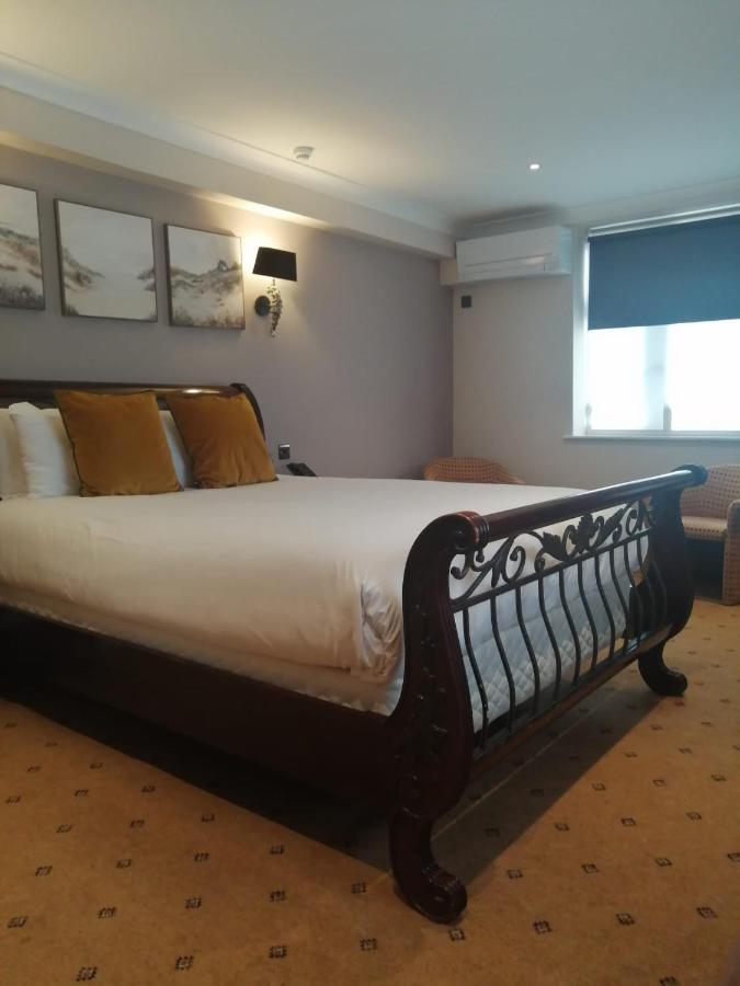 The Tudor Hotel Eastcote Esterno foto